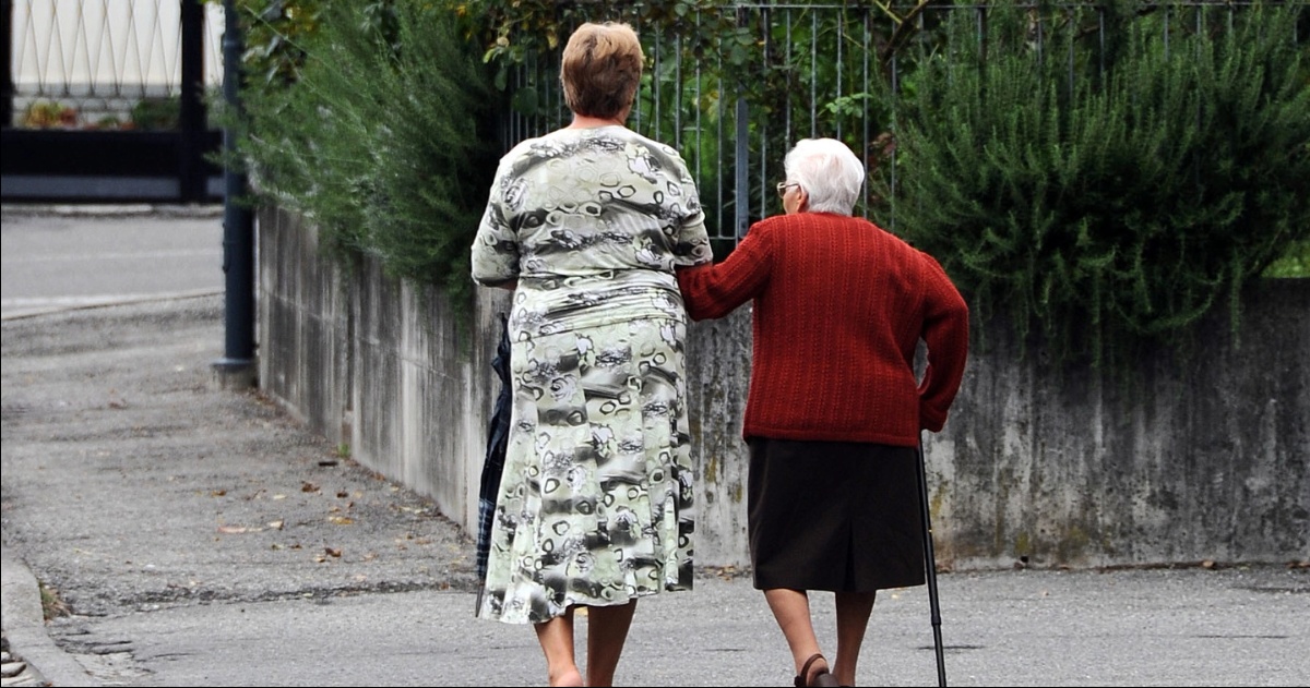 L’infermiera italiana che portò l’anziana in Romania avrebbe tradito un pensionato |  Il Rotaliano